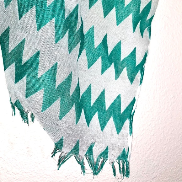 Charming Charlie Fashion Scarf - Picture 3 of 4